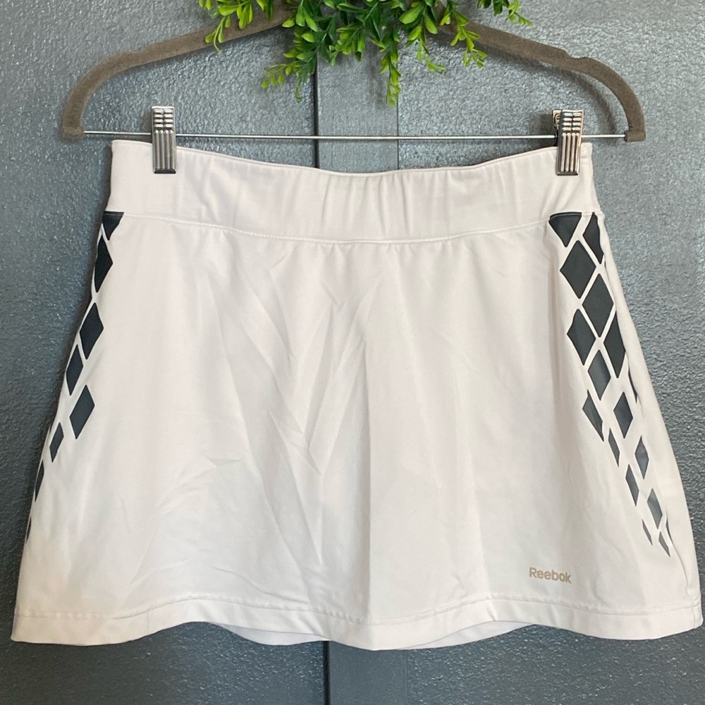 Reebok White Skort with Black Diamond Pattern